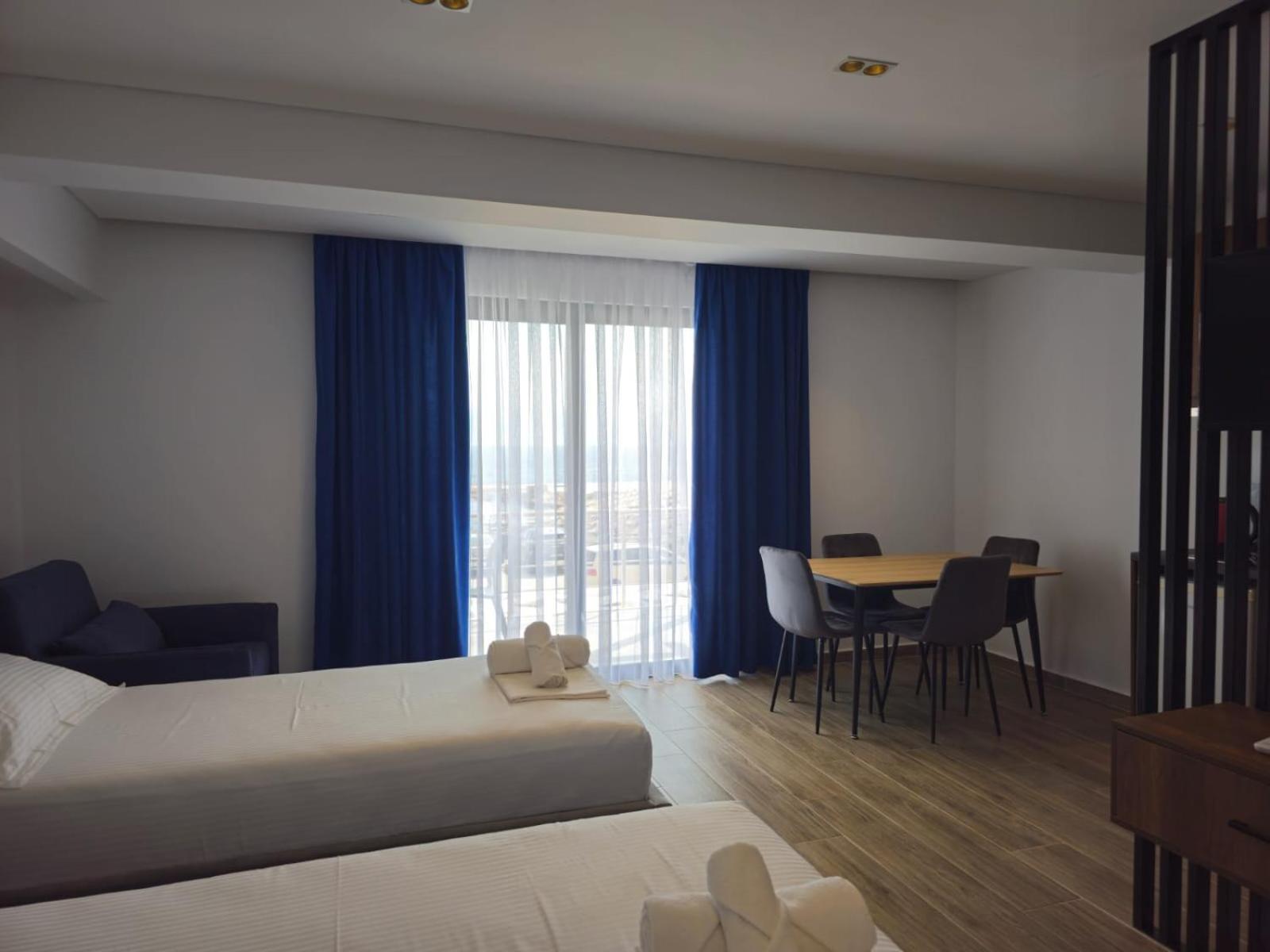 Ardit Seaside Rooms Sarandë Exterior foto